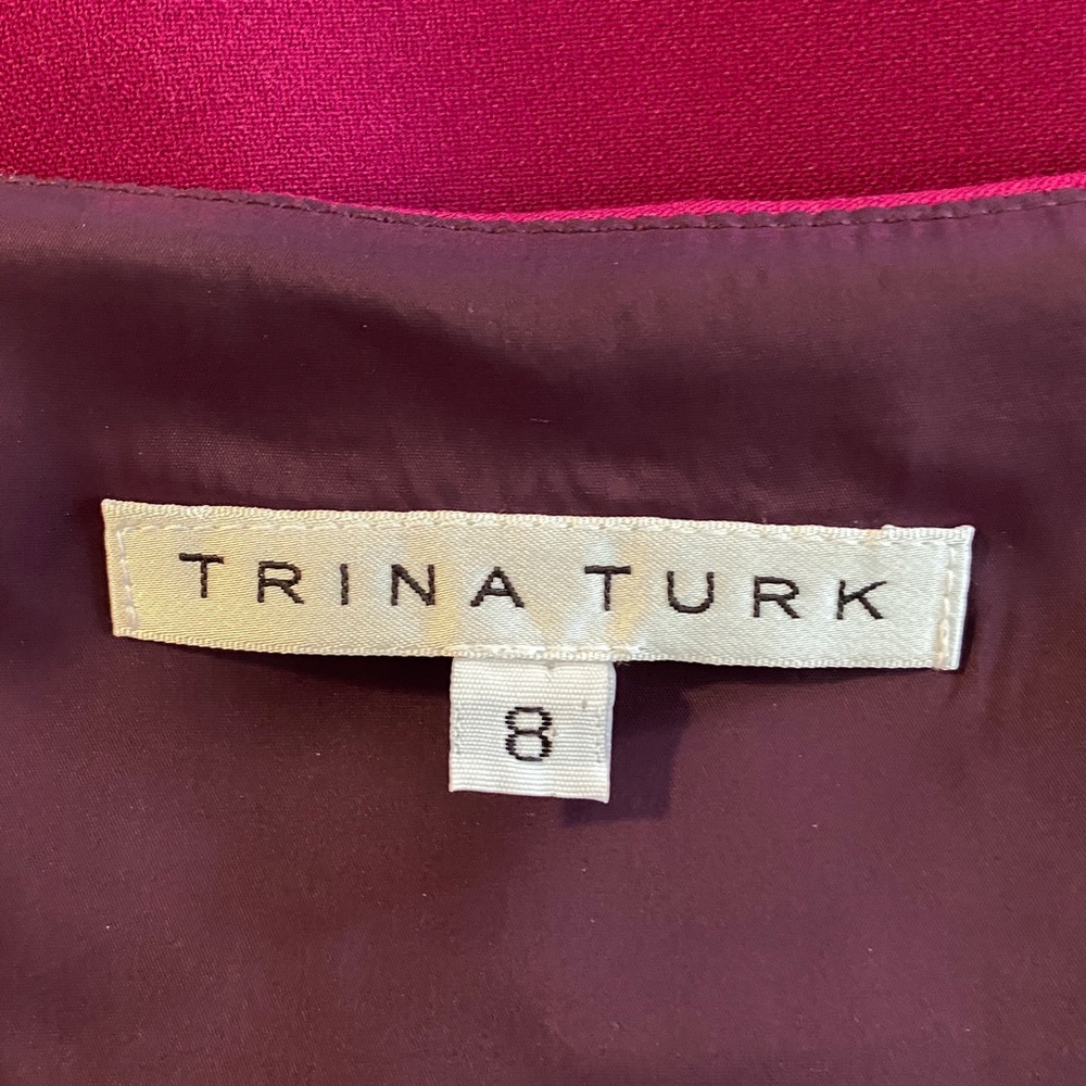 Trina Turk Suzy Loganberry Sleeveless Lined V-neck Dress 3602 - Picture 6 of 7